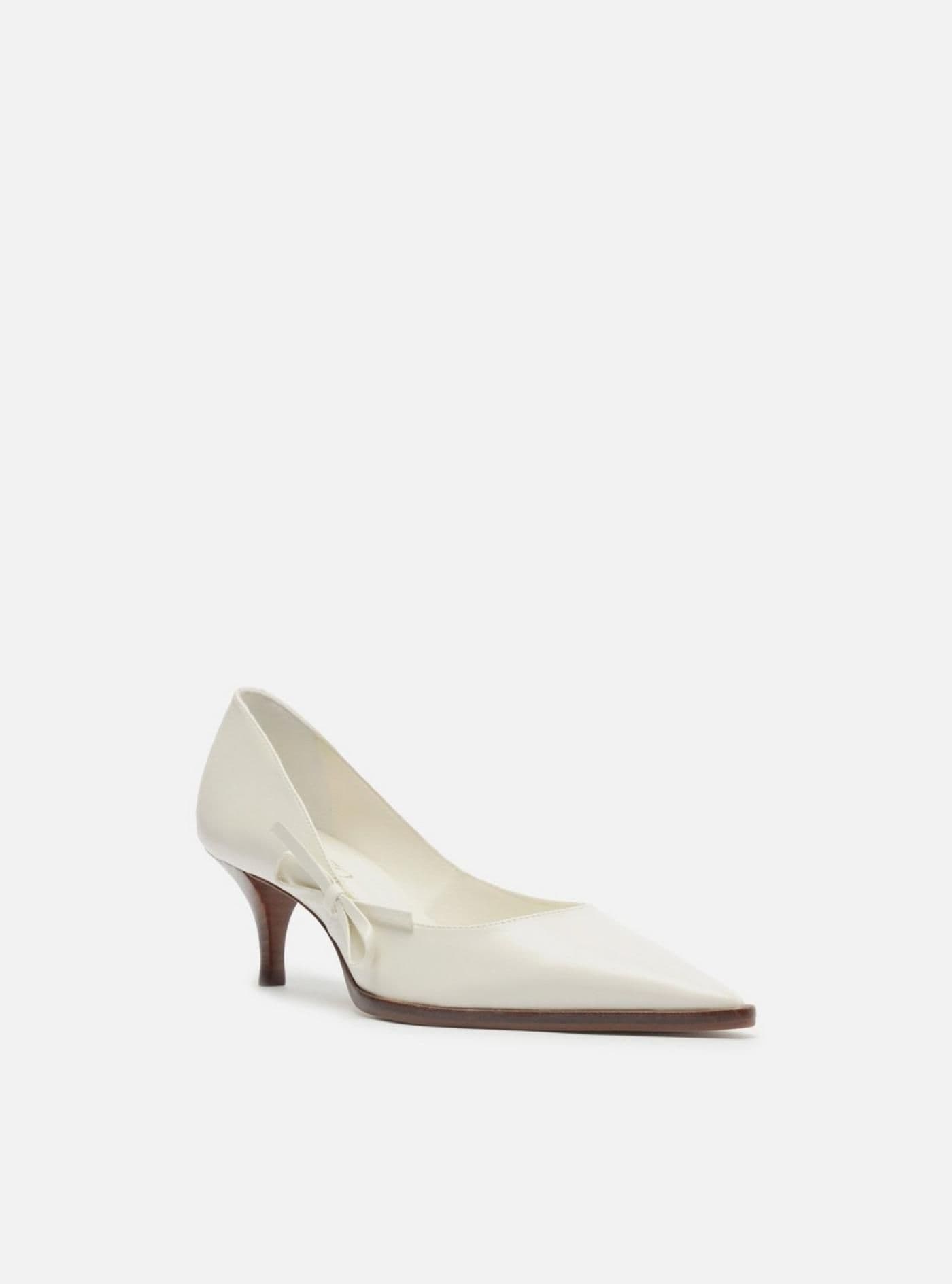 Zapato cerrado A1348500020001U crema white - image