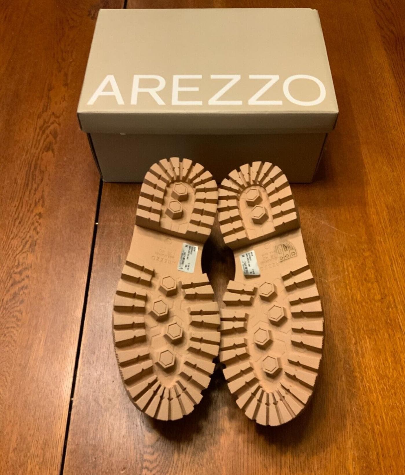 A1184300120008U x1t0b - true sand - image