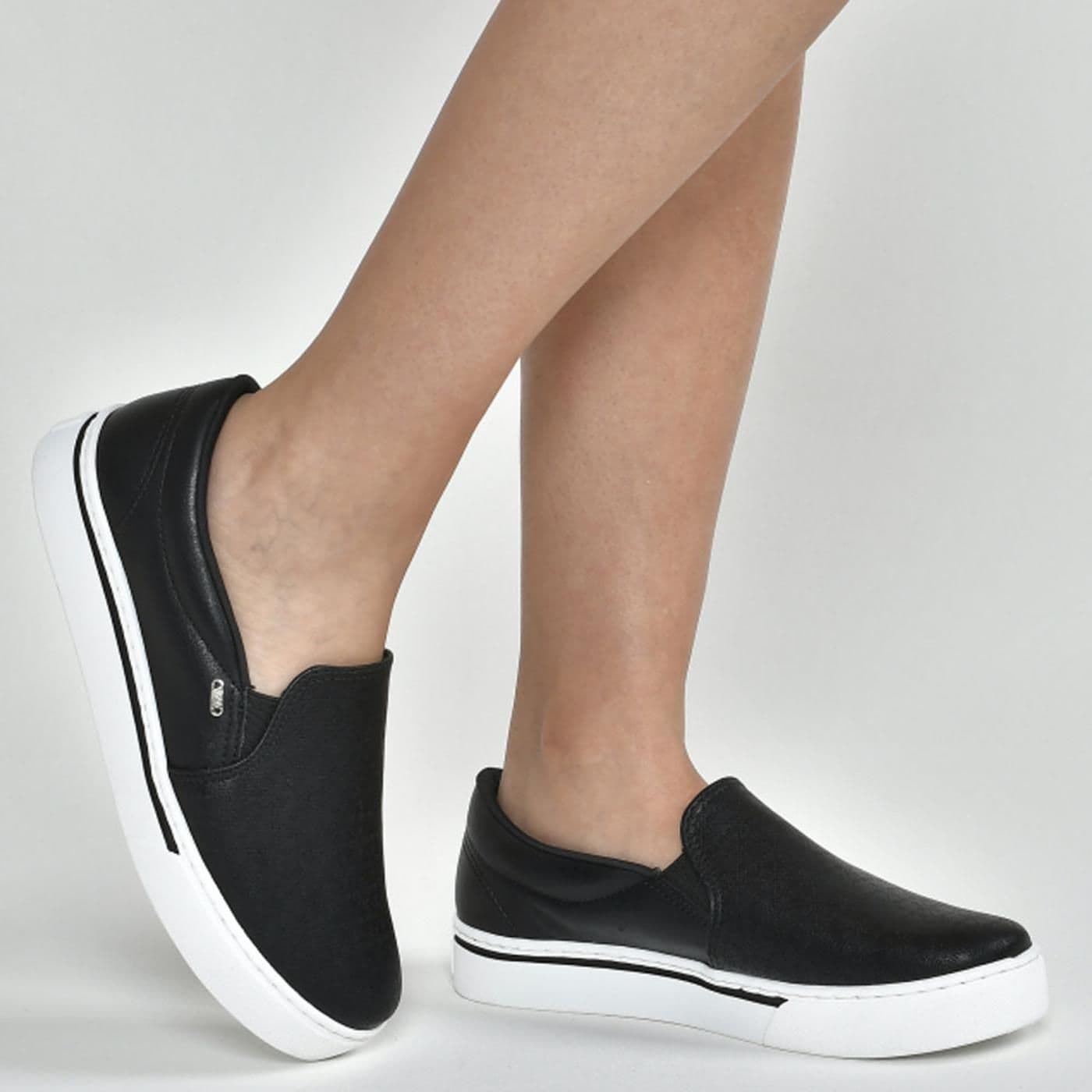 016-023-01 Tenis preto/preto - image