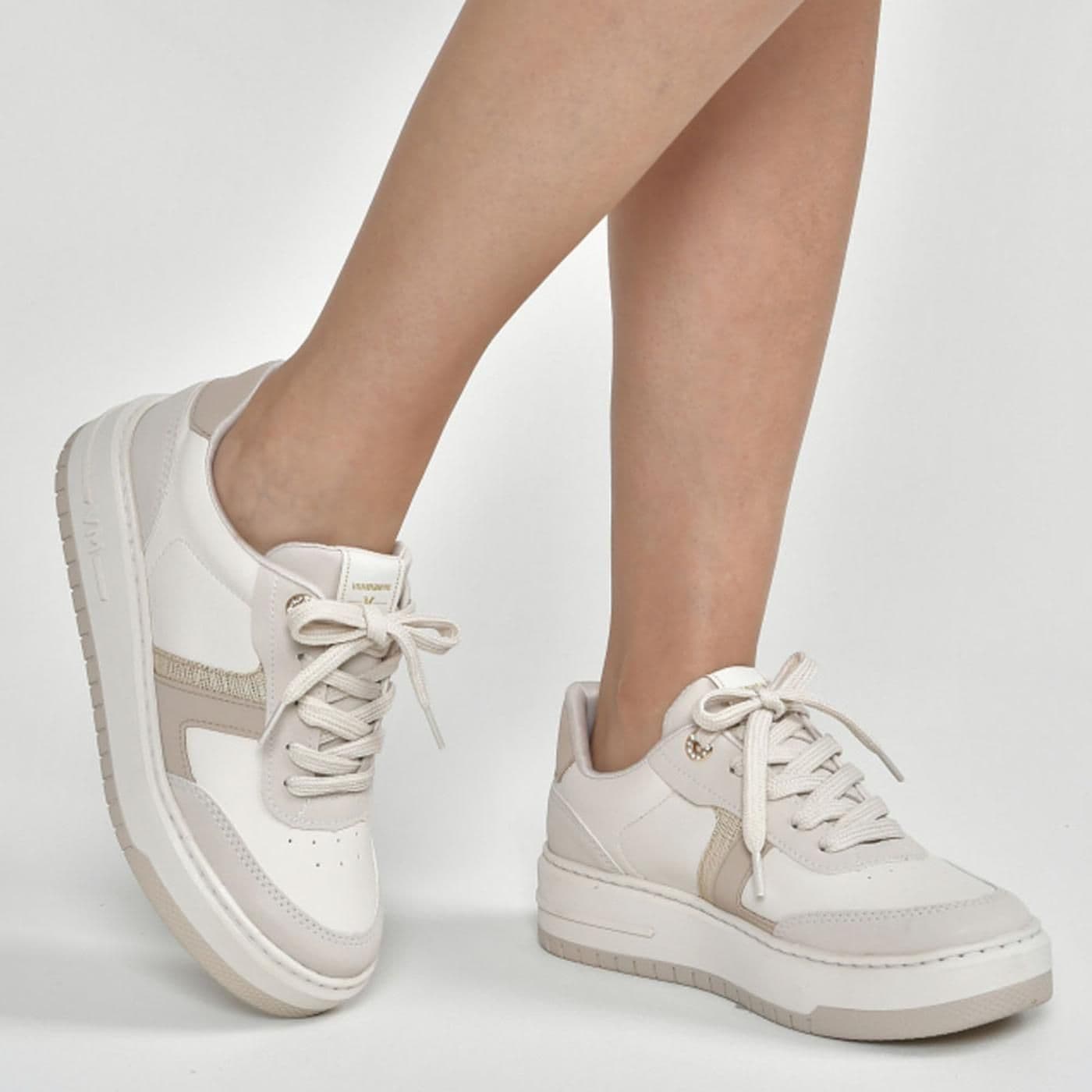tenis casual bege/marfim i23/bege/saara/gold - image