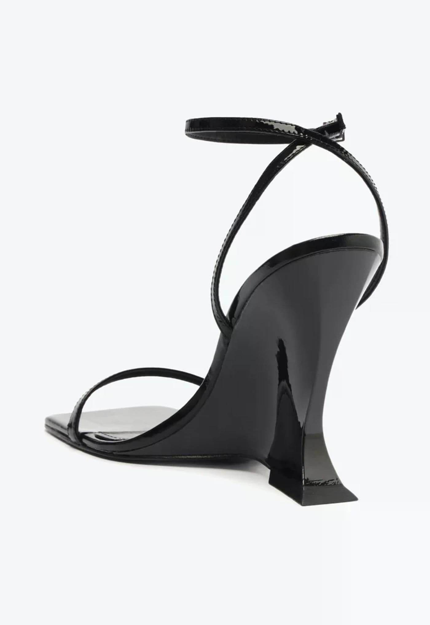 Sandalia S2203100010001U black - image