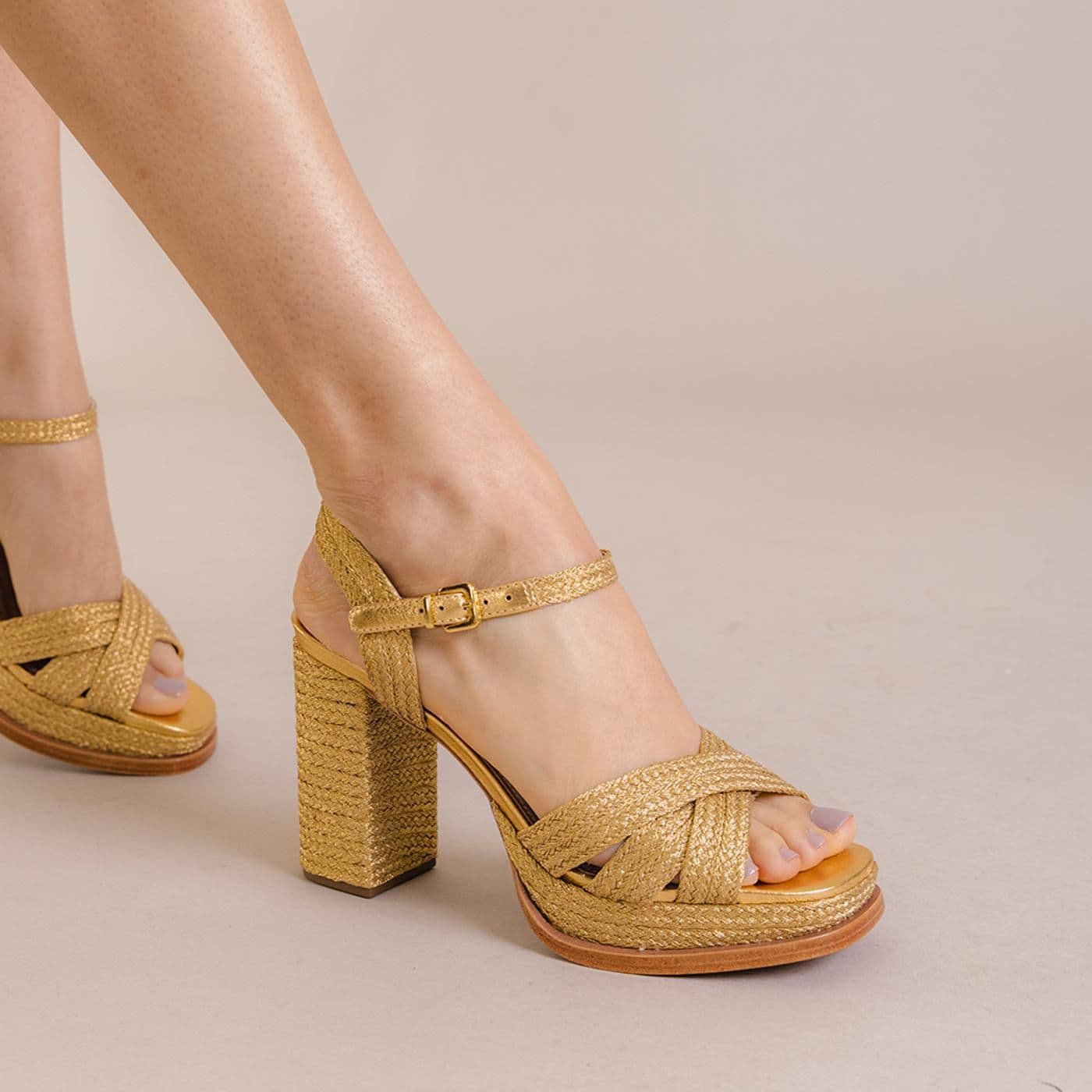 ABRANTES trancado ouro