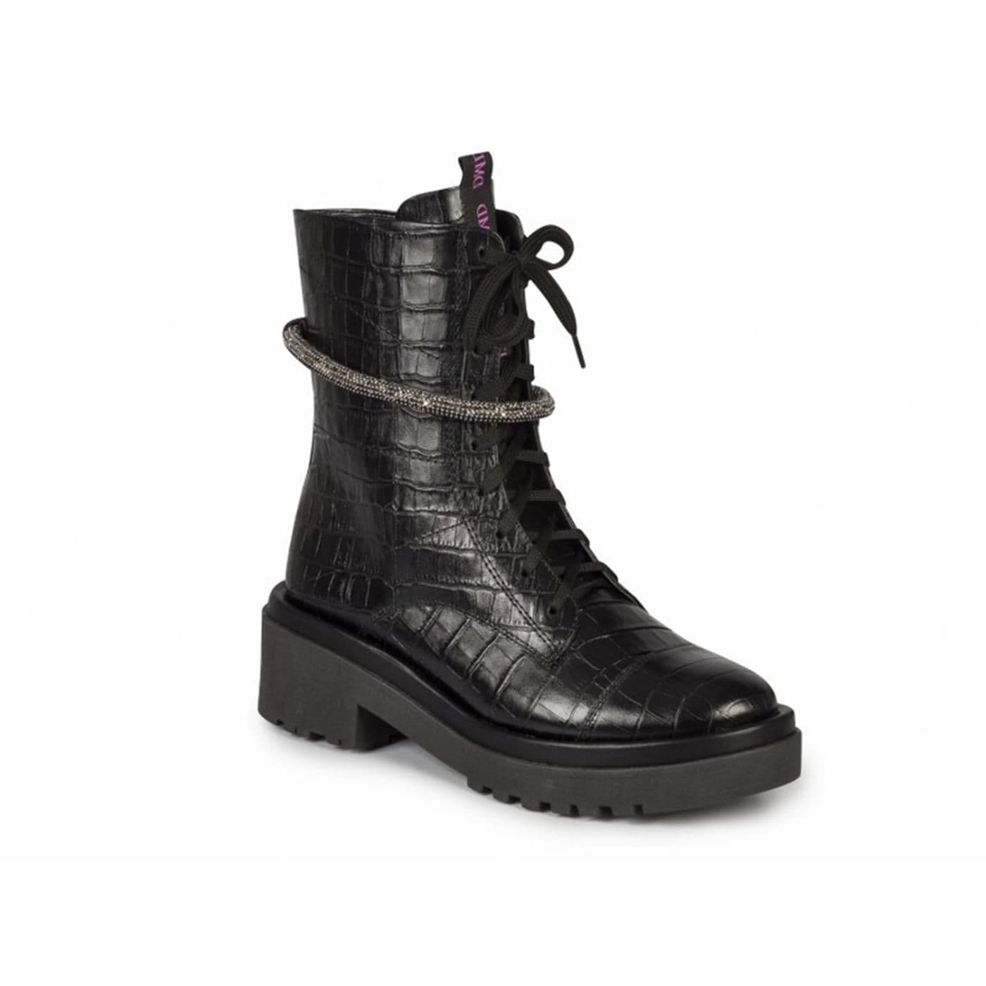 4117691 BOTIN MILITAR black image.