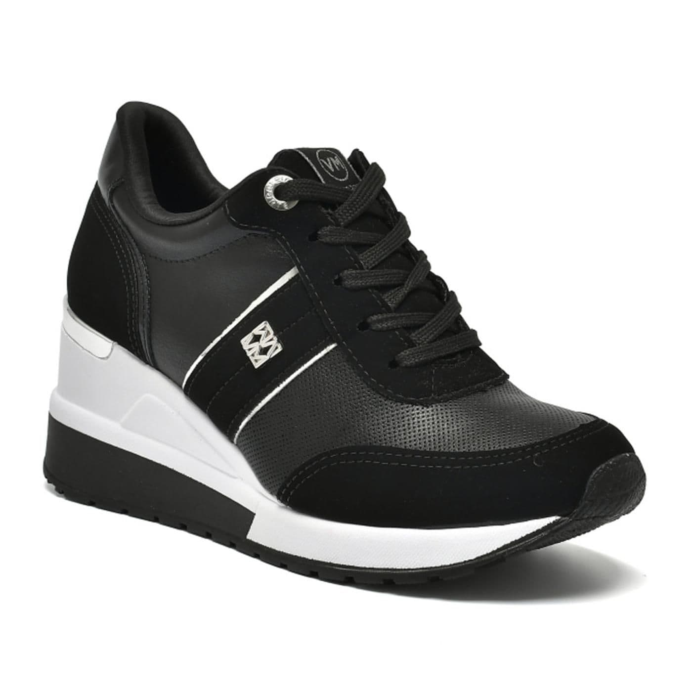 ZAPATILLA 046-007-01 preto/preto/prata