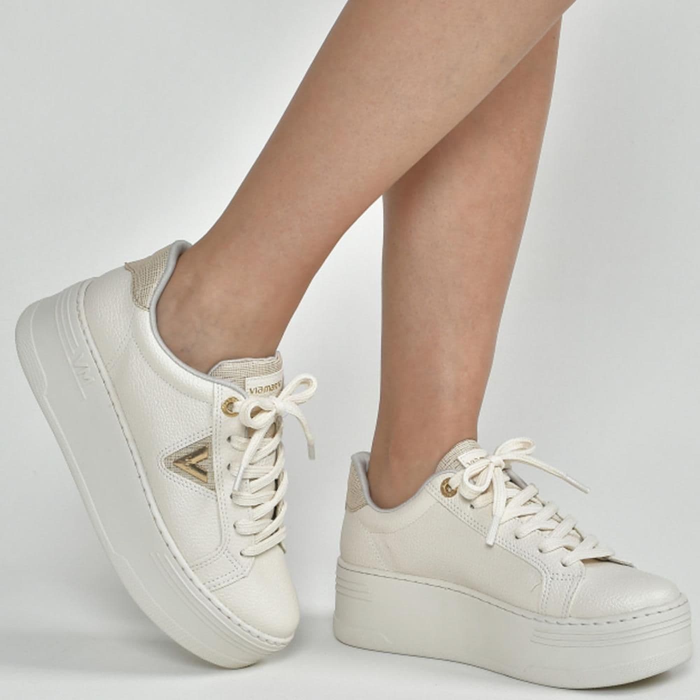 tenis casual marfim i23/gold - image